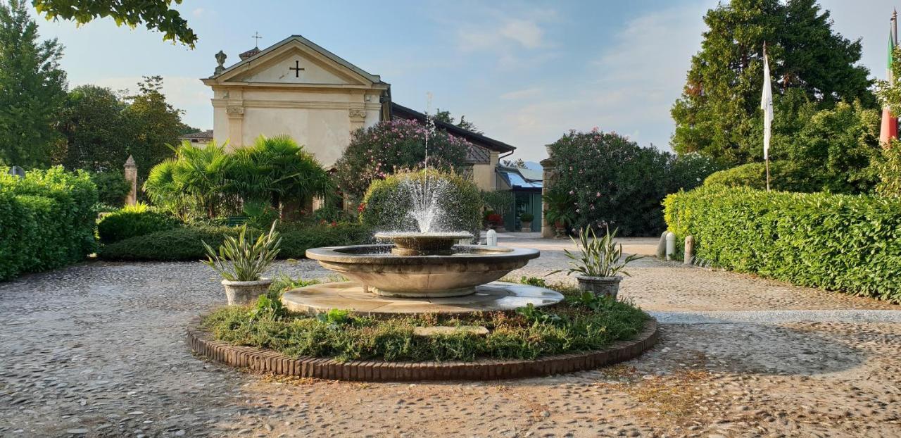 Hotel Villa Del Quar Сан Пиетро ин Кариано Екстериор снимка