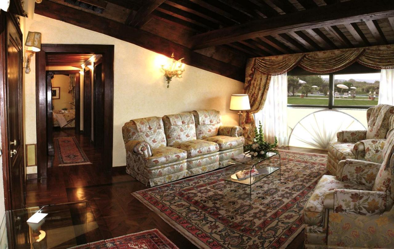 Hotel Villa Del Quar Сан Пиетро ин Кариано Екстериор снимка
